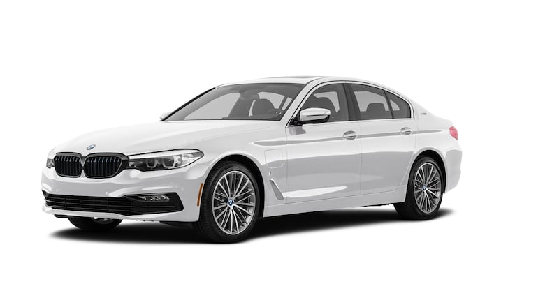 The engine for the 2018 BMW 530e is a 2.0-liter turbocharged four-cylinder. By itself it turns out 180 horsepower and 255 lbs.-ft. of torque. The mating with a 111-horsepower electric motor brings total output to 248 horsepower and 310 lbs.-ft. of torque. Metro News Service photo