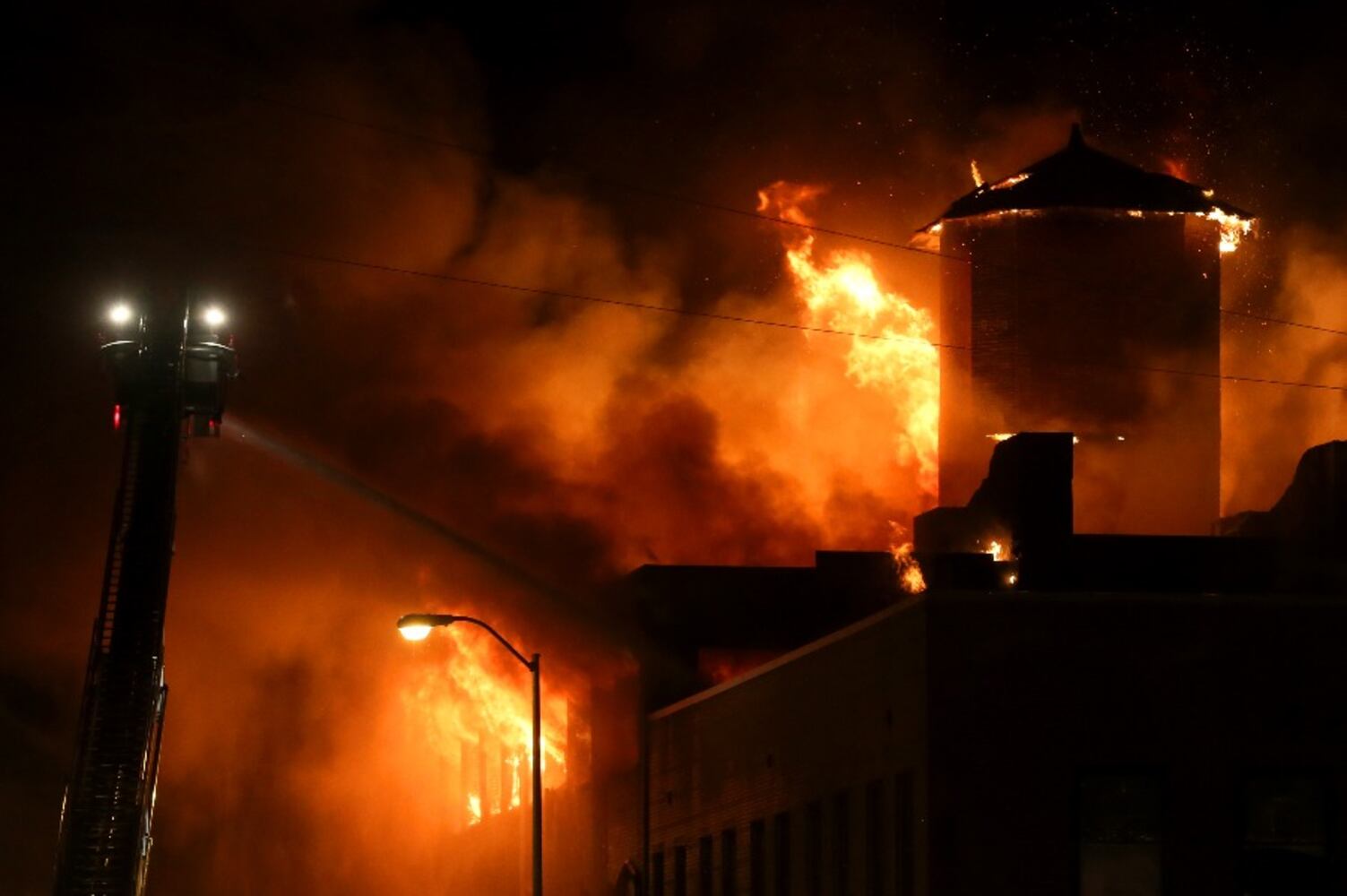 Fire at former Beckett paper mill