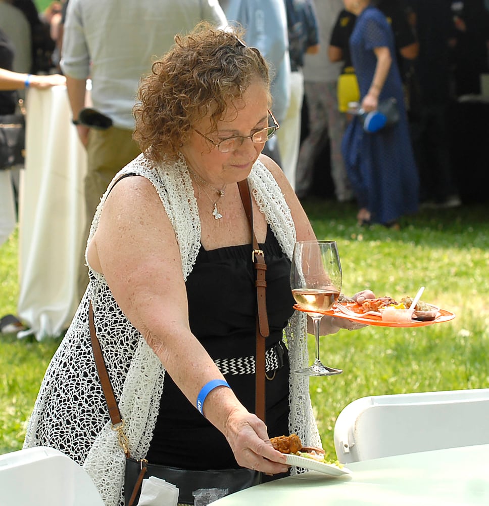 Did we spot you at Fleurs de Fete at Carillon Historical Park?