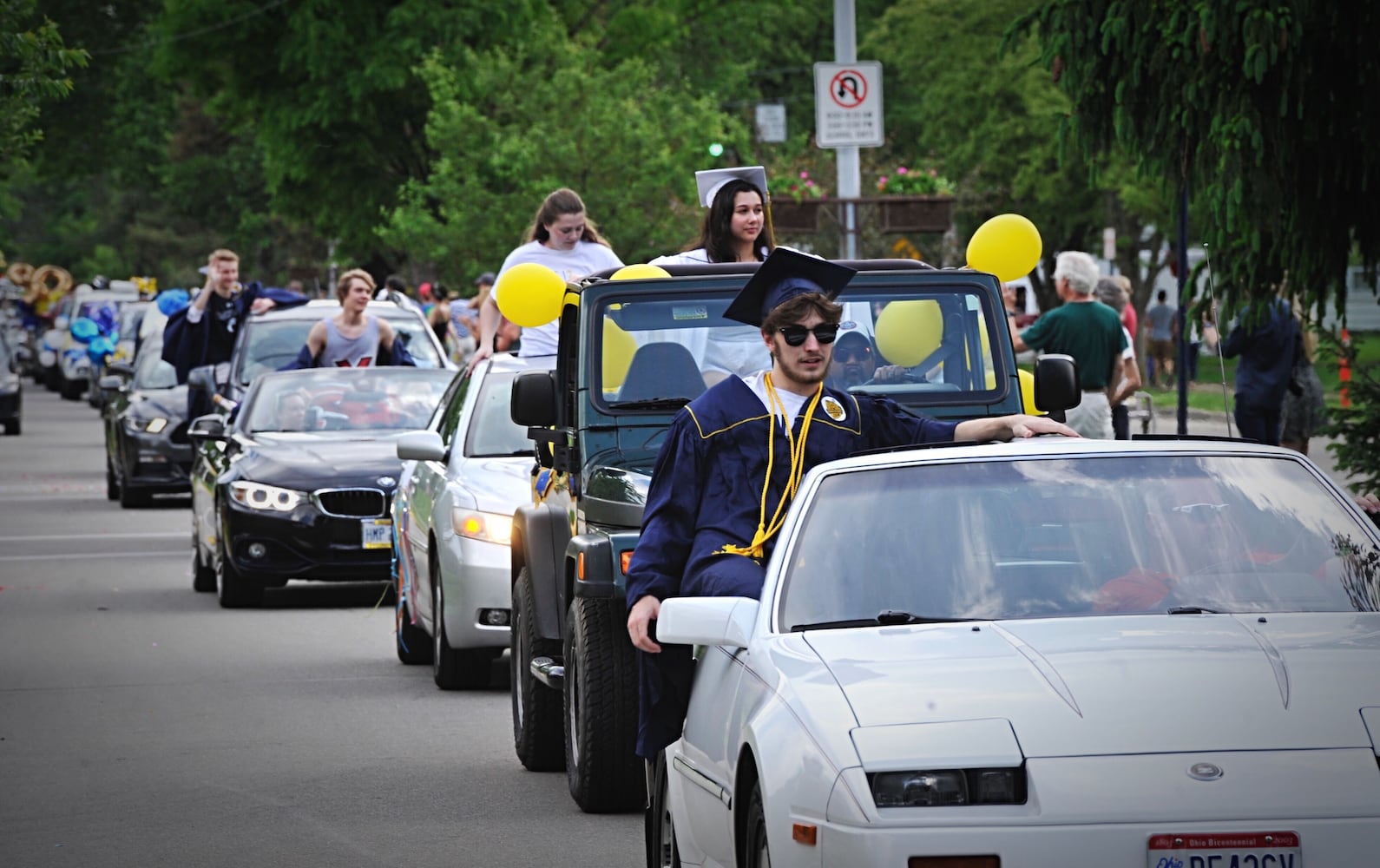 Oakwood community celebrates seniors during parade