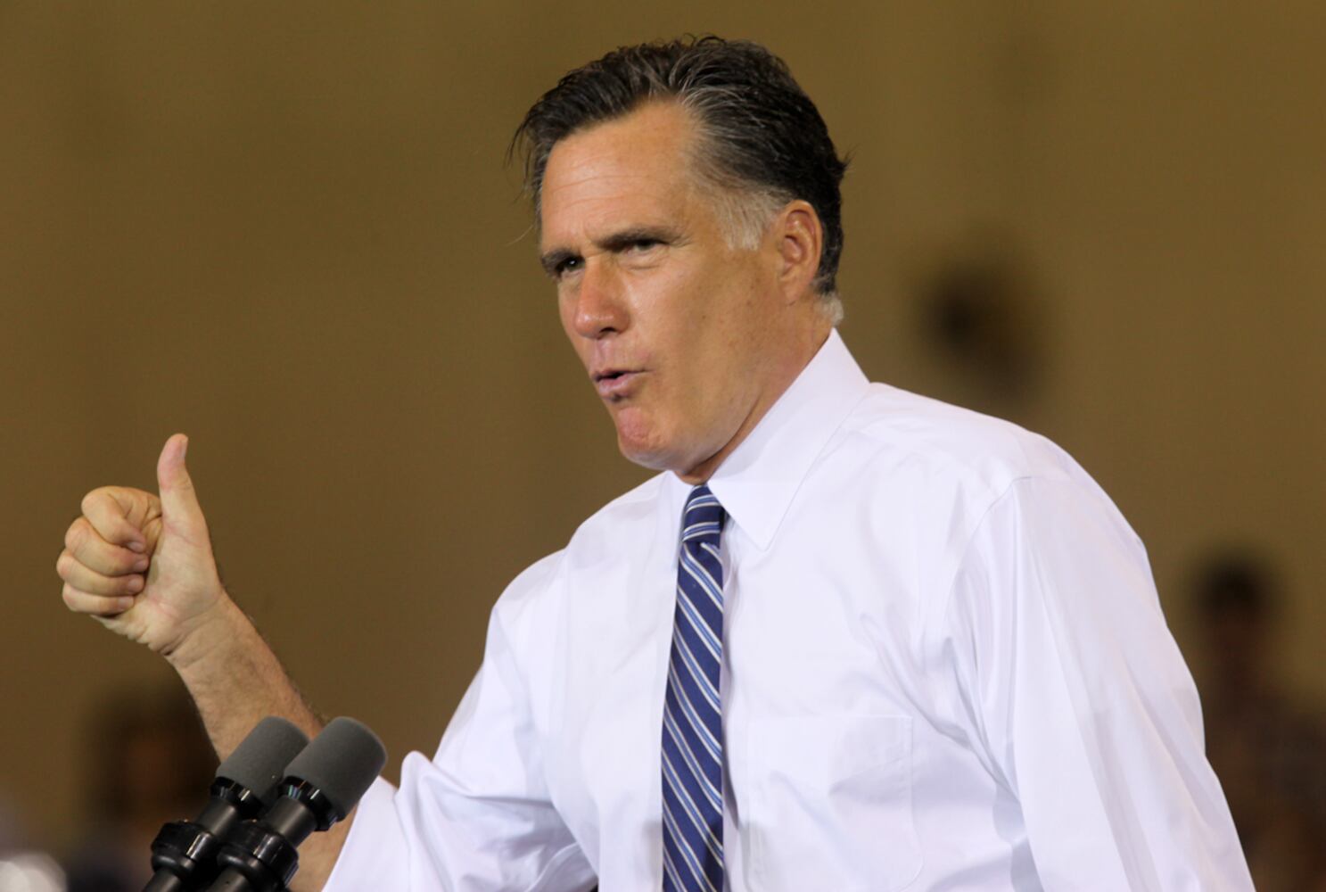 Mitt Romney at Jet Machine in Cincinnati