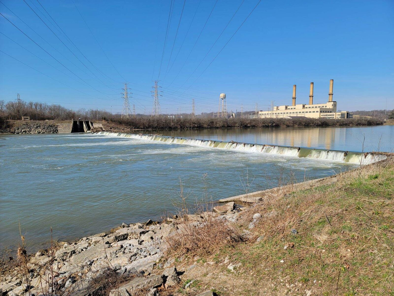 An exterior view of the former O.H. Hutchings coal power plant. Frontier Industrial image