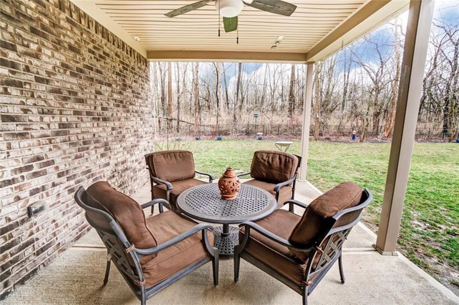 PHOTOS: Centerville-area home has 1.78 acres  nestled among trees