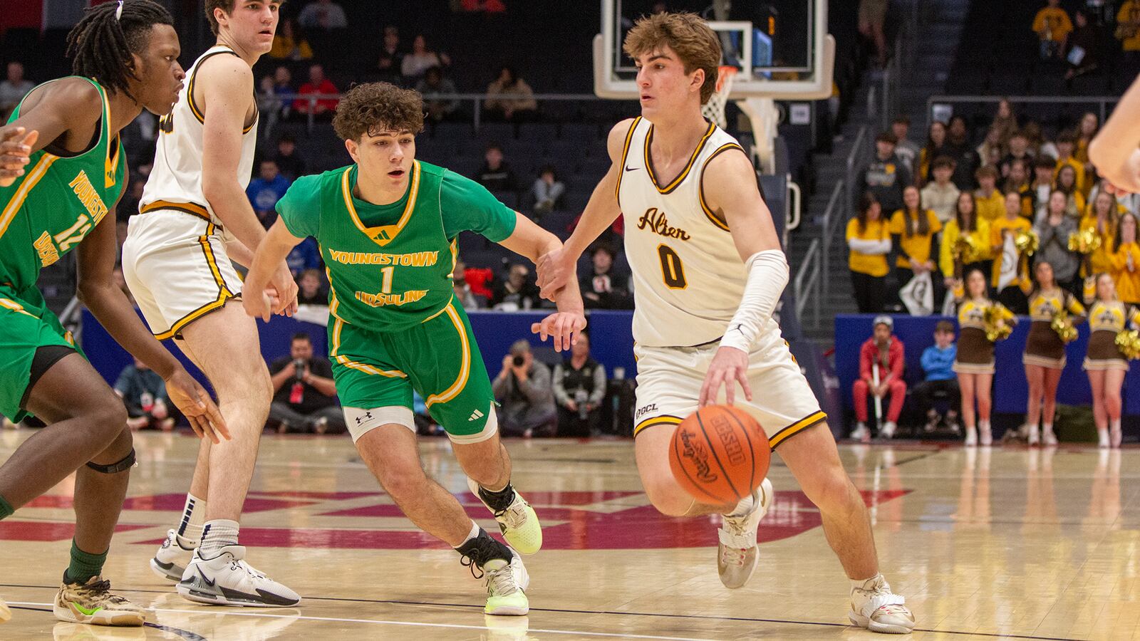Alter's Gavin Leen attacks the Youngstown Ursuline defense during the Knights' state semifinal win on March 23, 2024 at UD Arena. JEFF GILBERT / CONTRIBUTED PHOTO