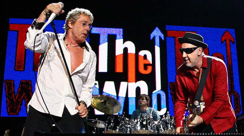BRISBANE, AUSTRALIA - MARCH 24:  Pete Townshend (R) and  Roger Daltrey of The Who perform on stage at the Brisbane Entertainment Centre on March 24, 2009 in Brisbane, Australia.  (Photo by Bradley Kanaris/Getty Images)