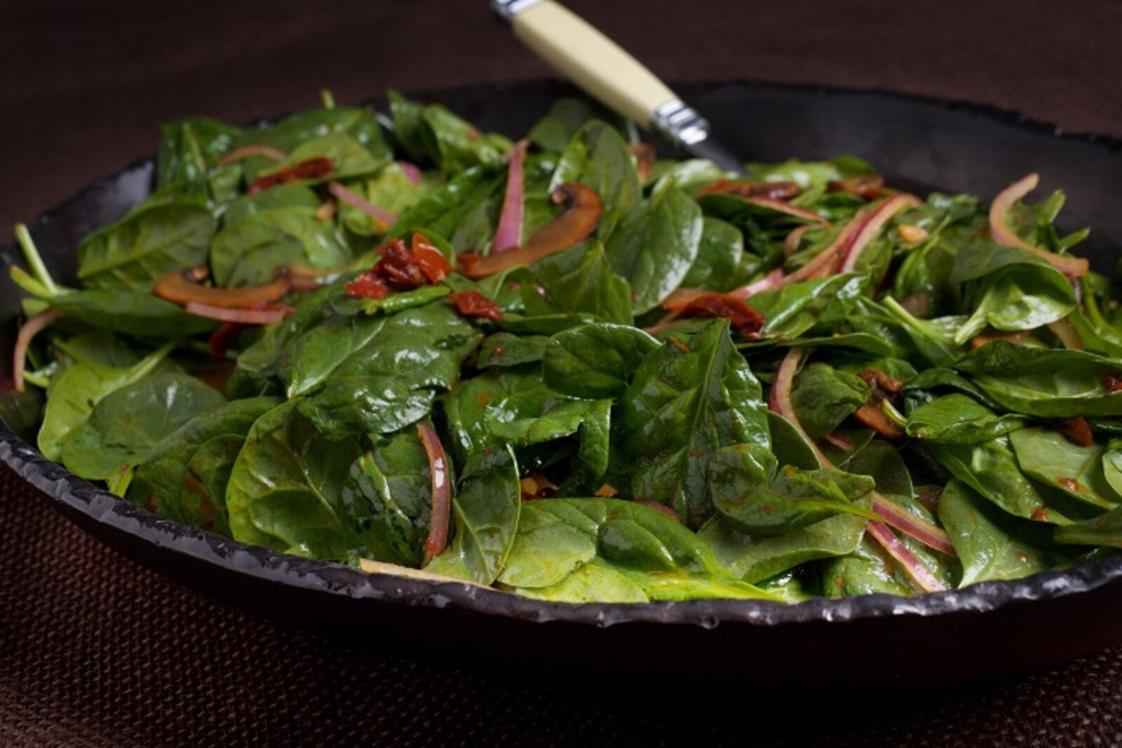 Warm Spinach Salad With Mushrooms and Sun-Dried Tomatoes