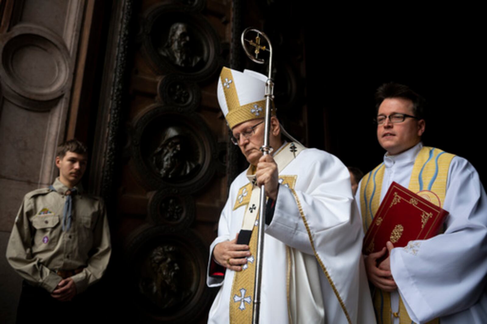 FILE - Cardinal Peter Erdo officiates the Easter Vigil ceremony at the St Stephen's Basilica of Budapest for Easter Vigil services on Saturday, April 8, 2023. (AP Photo/Denes Erdos, File)