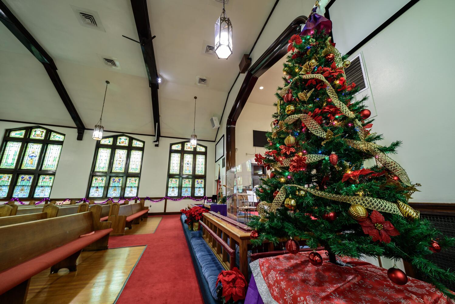 PHOTOS: A look inside McKinley United Methodist Church decorated for Christmas
