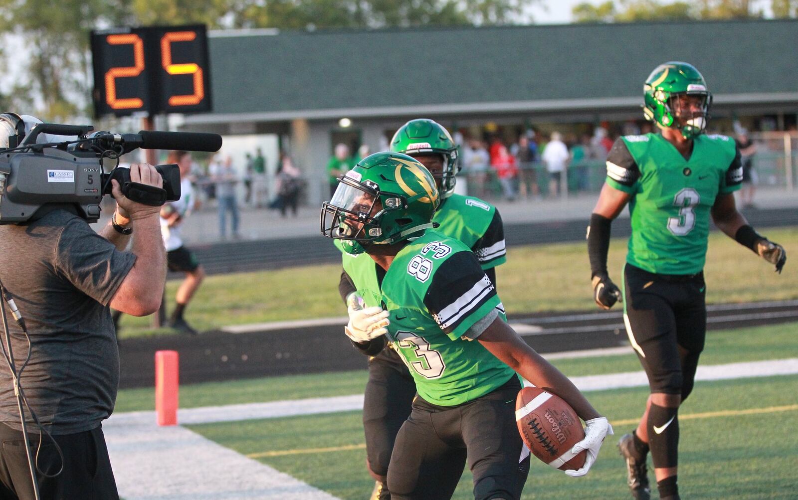 De’Shaun Harewood of Northmont scored on a 21-yard catch in the first quarter. Northmont defeated visiting Fairmont 28-14 in a Week 3 high school football game on Friday, Sept. 13, 2019. MARC PENDLETON / STAFF