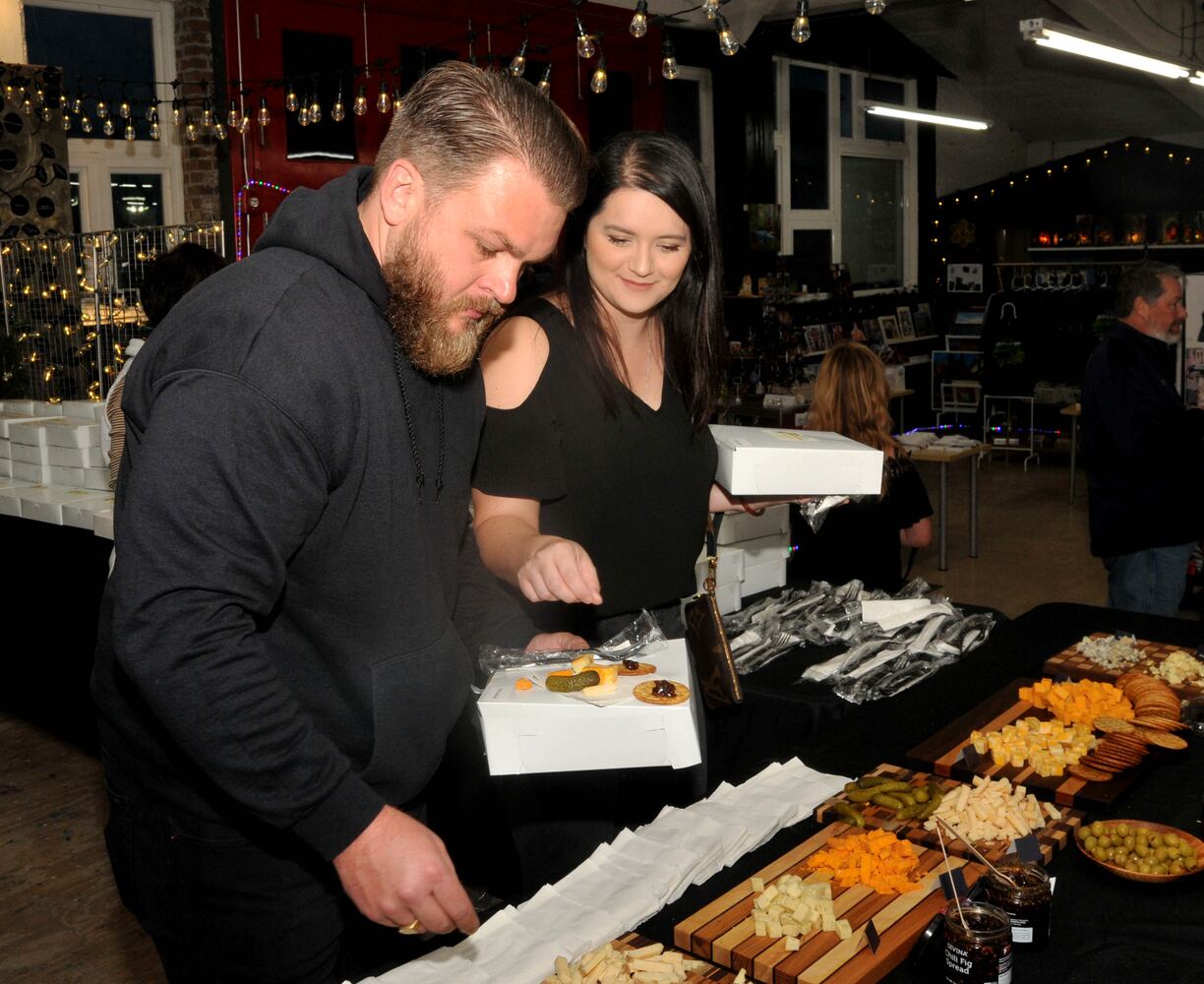Did we spot you at K12 Gallery and TEJAS's "Art Off 2022"?