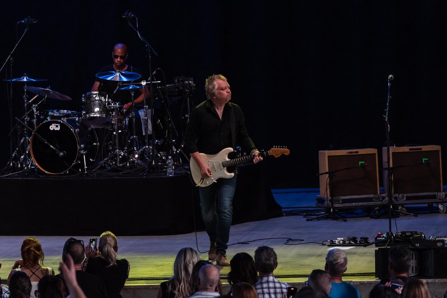 PHOTOS: Belinda Carlisle & M. Ross Perkins Live at Rose Music Center