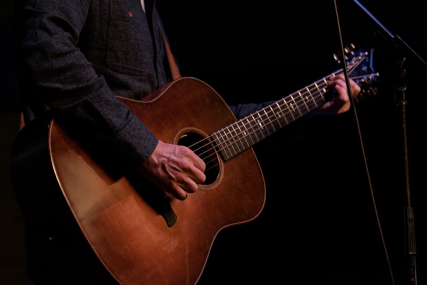 PHOTOS: Toad the Wet Sprocket’s Glen Phillips plays sold-out show at Yellow Cab Tavern