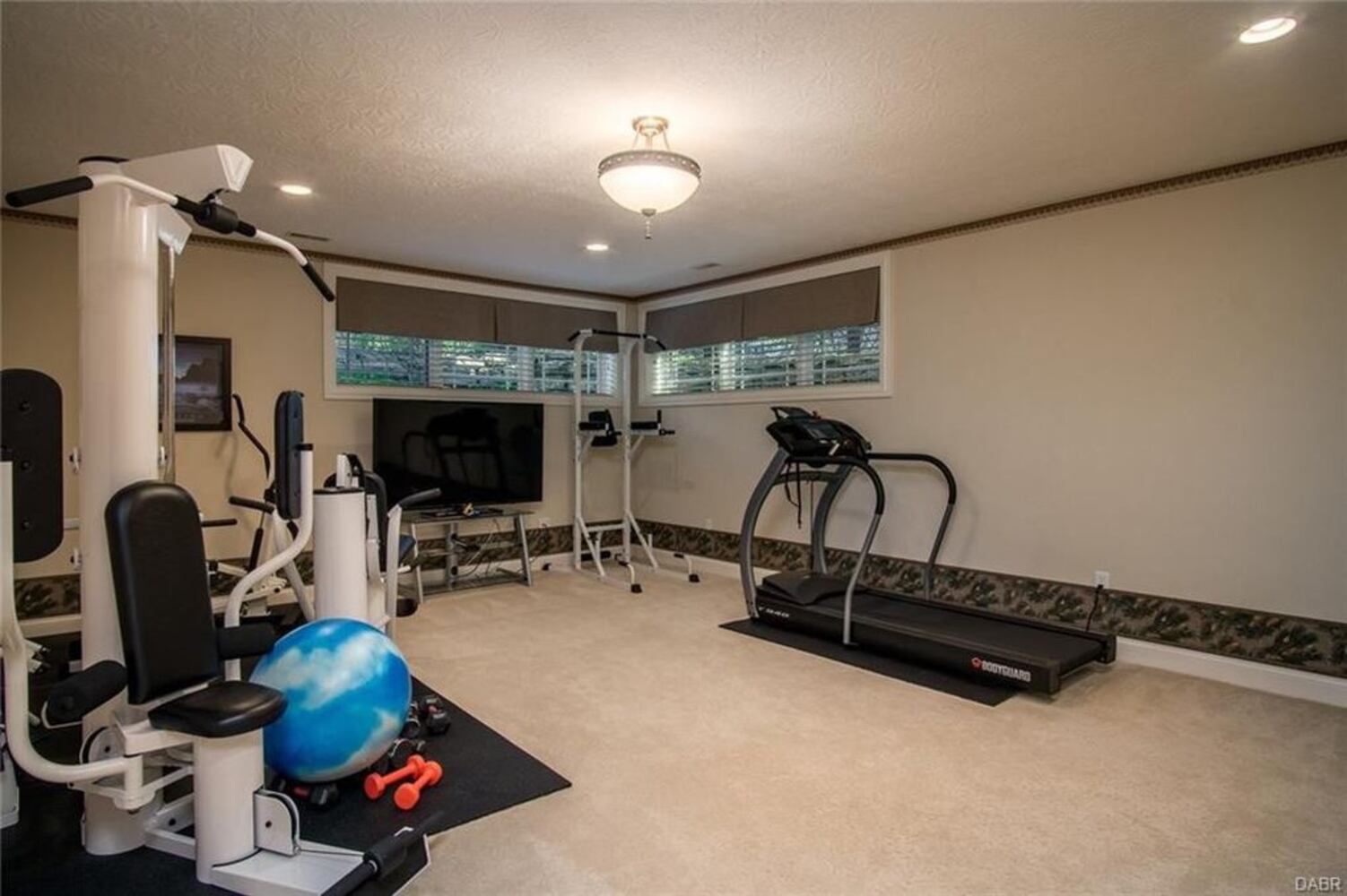 PHOTOS: Nearly $1M Dayton-area home has huge open space