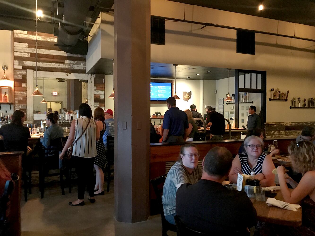 Mudlick Tap House's food