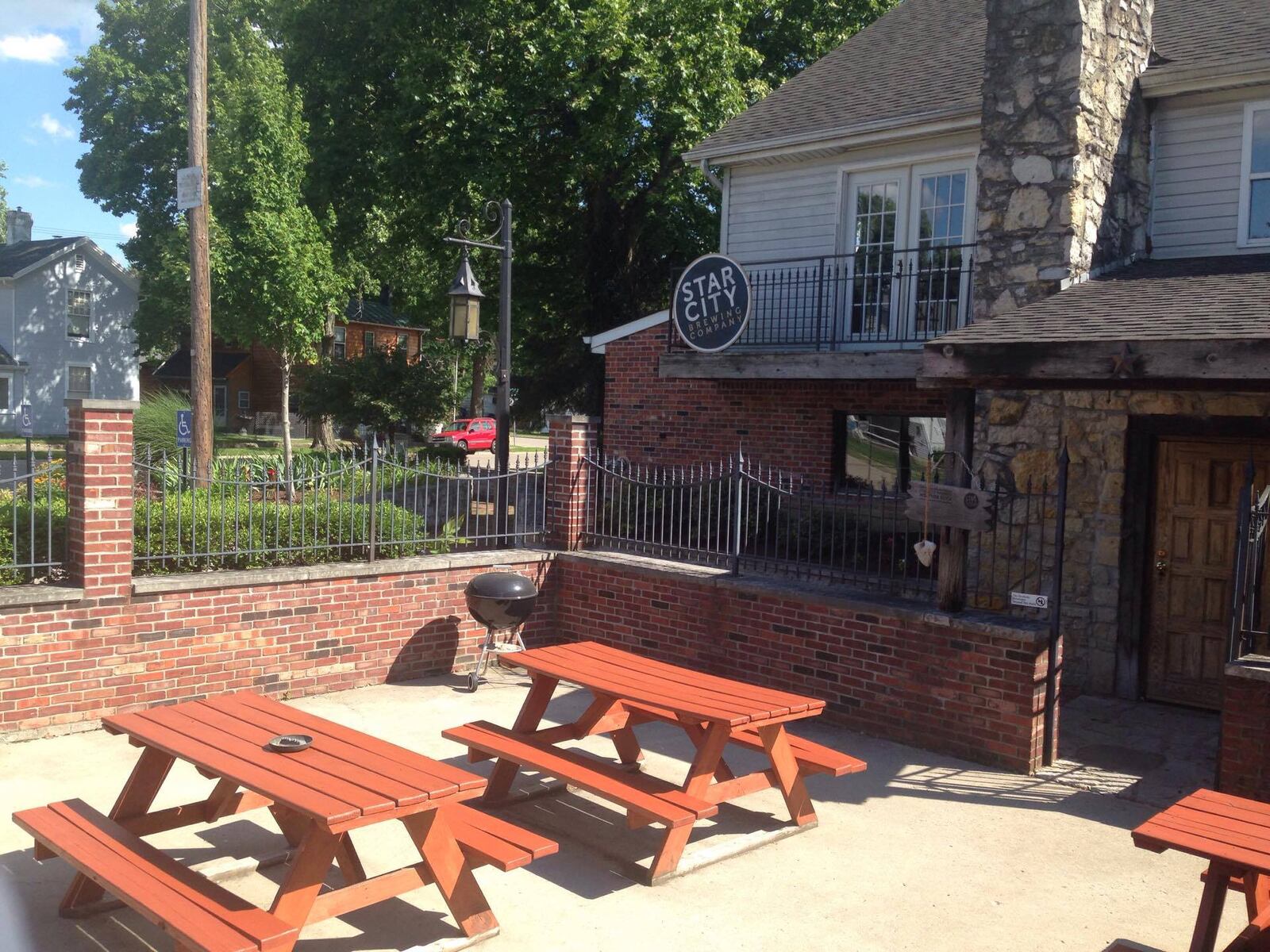 Miamisburg's Star City Brewing is hosting a beach party on Saturday, Aug. 3. Warm Summer Breezes: a Parrothead Party will feature food from the Hamburger Wagon and four special housemade wine coolers. CONTRIBUTED