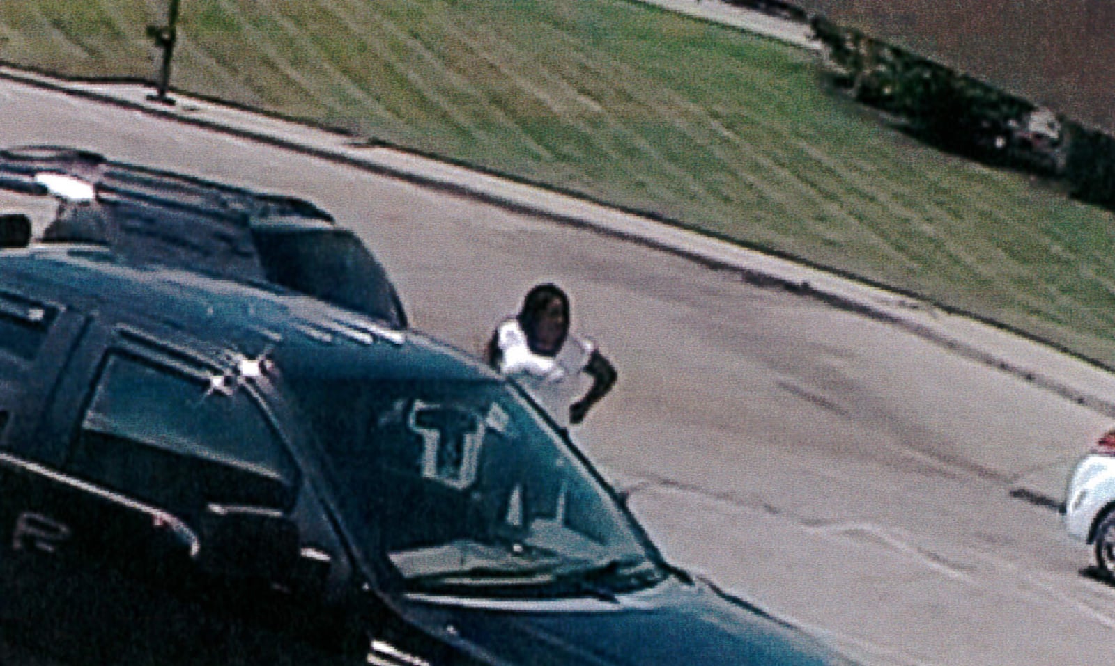 Security video captured the SUV that the ARC said abandoned two dogs outside their building on June 9. (Contributed photo/Montgomery County Animal Resource Center)