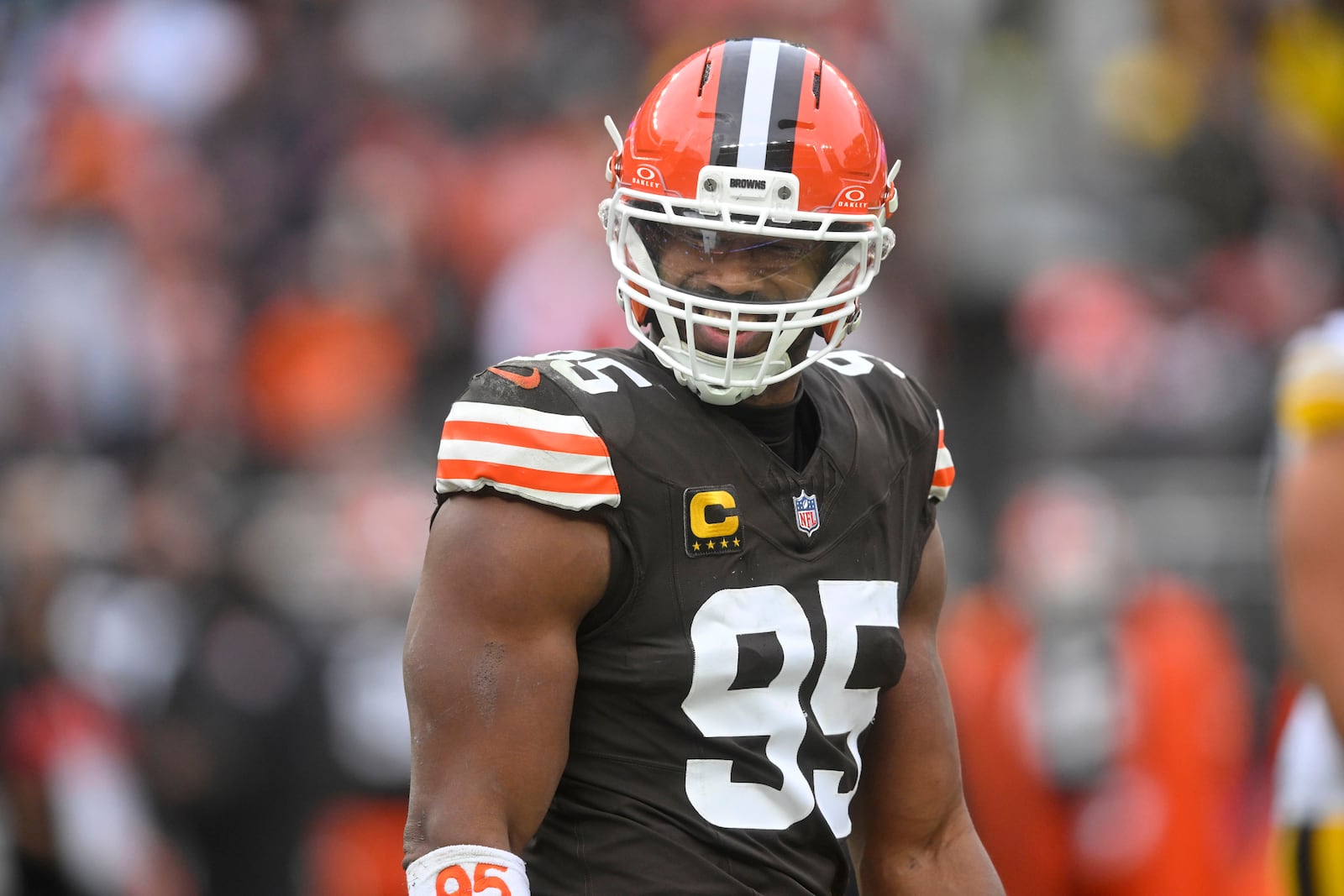 Cleveland Browns defensive end Myles Garrett reacts after a play during the second half of an NFL football game against the Pittsburgh Steelers, Sunday, Dec. 28, 2025, in Cleveland. (AP Photo/David Richard)