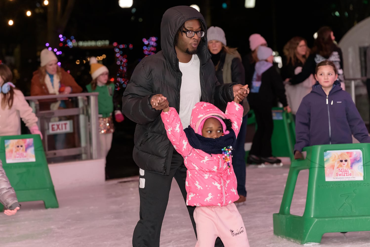 PHOTOS: Swiftie Skate Night at RiverScape MetroPark