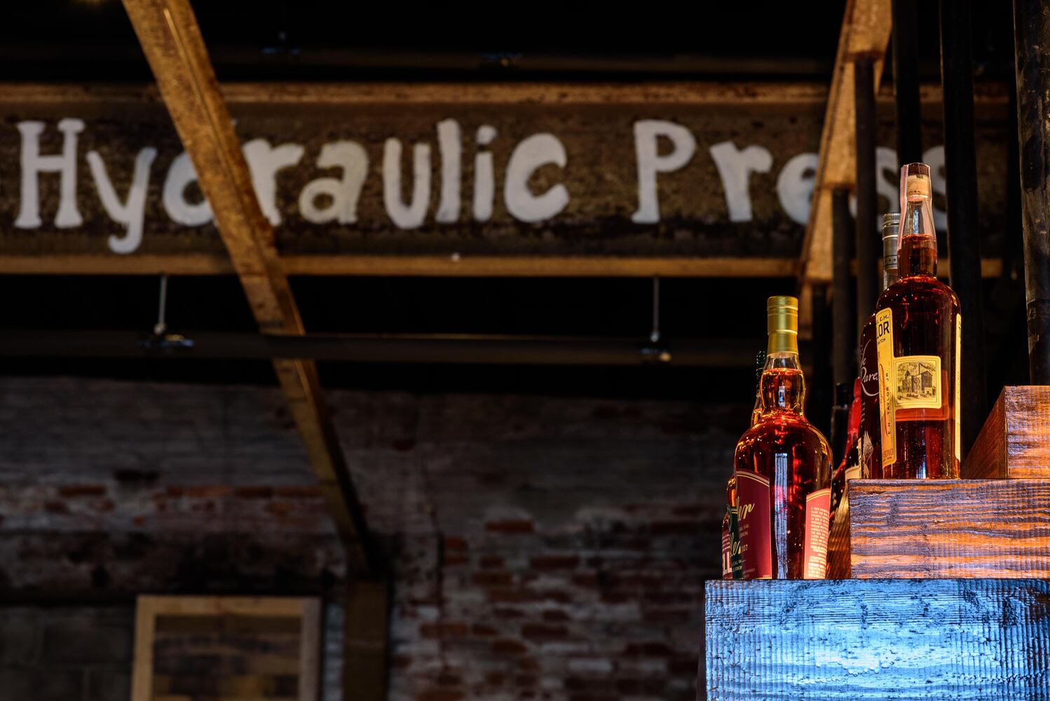 Dayton Barrel Works Artisan Distillery