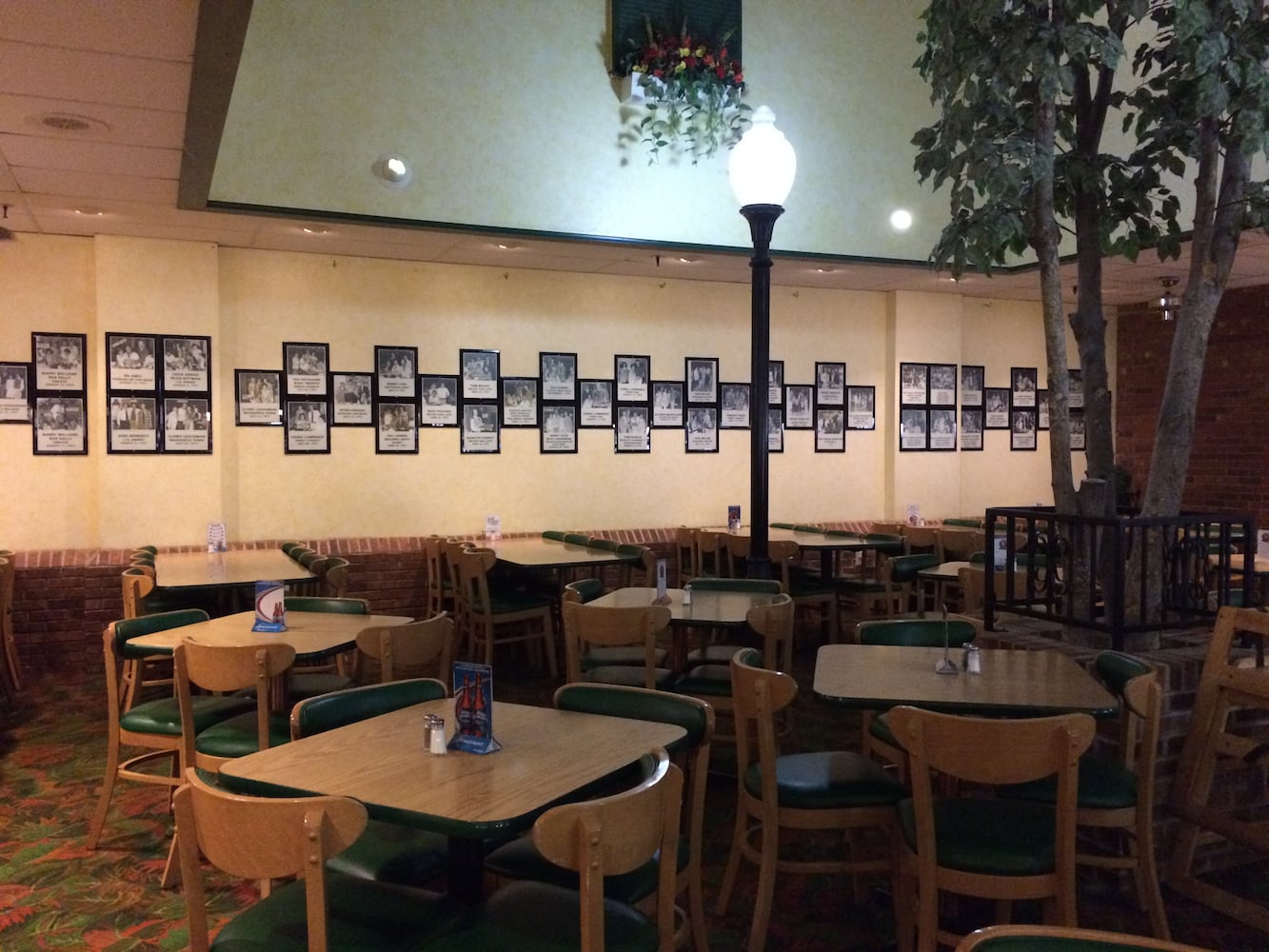 Famous faces at Marion's Piazza