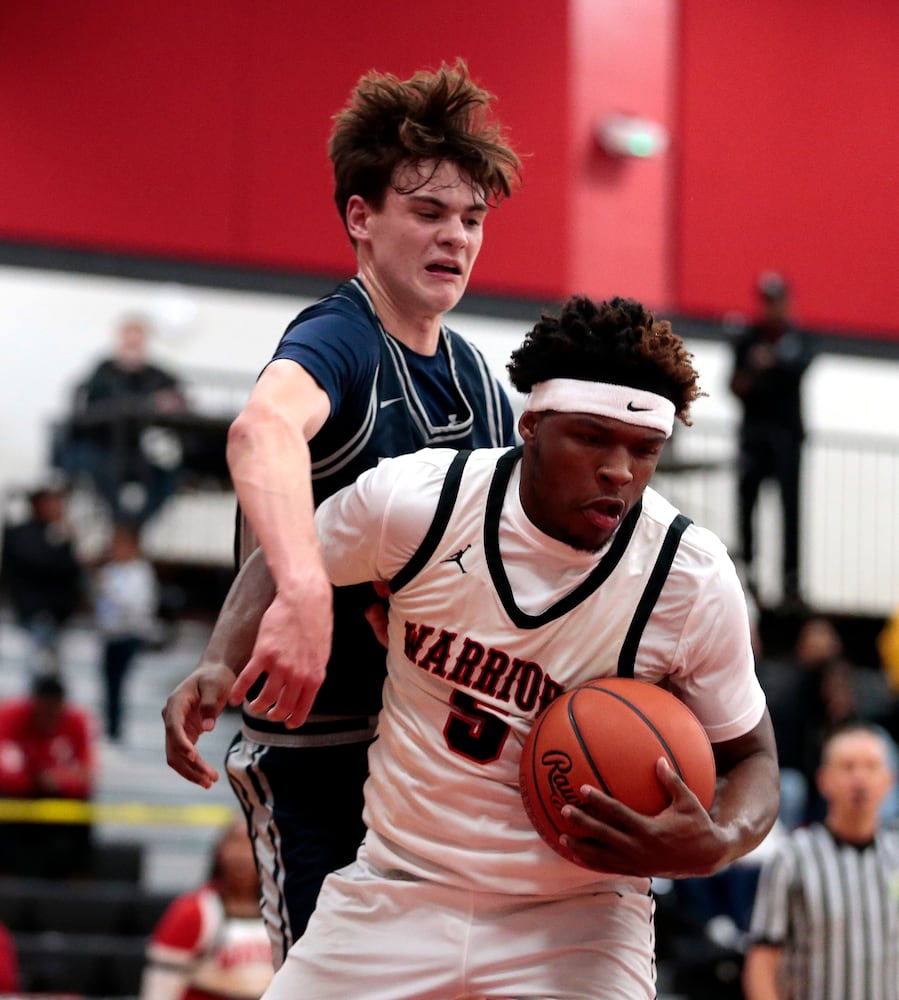 Fairmont Wayne basketball