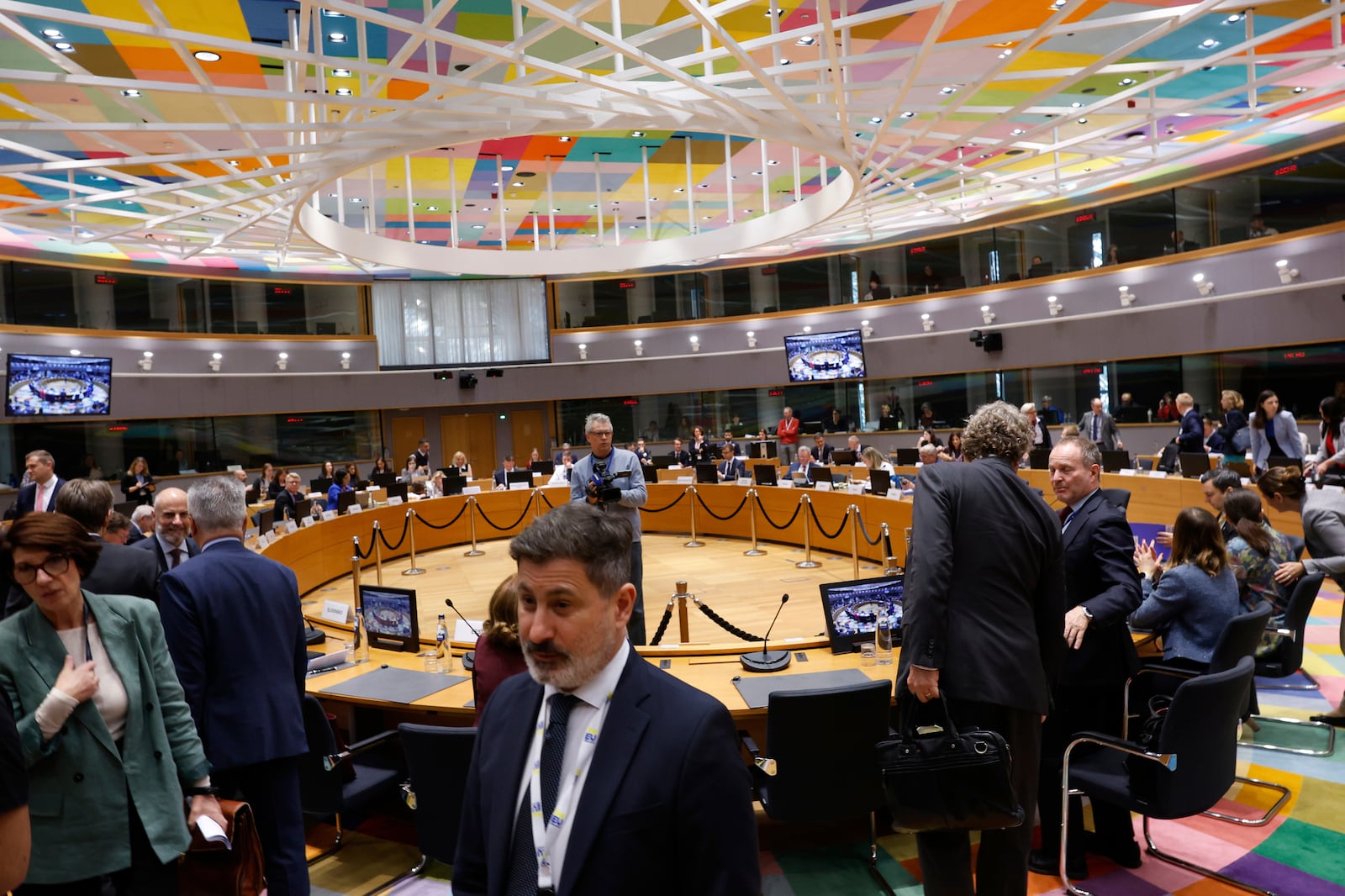 A general view of the round table during a meeting of the general affairs ministers at the European Council building in Brussels, Tuesday, May 27, 2025. (AP Photo/Omar Havana)