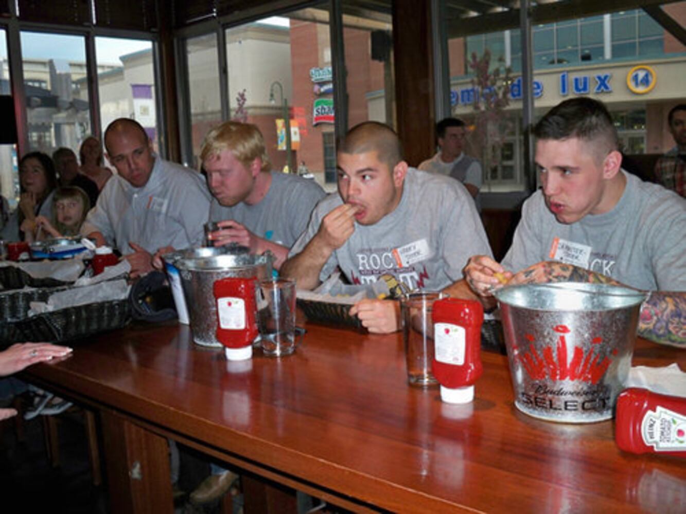 Bar Louie Tater Tot eating contest
