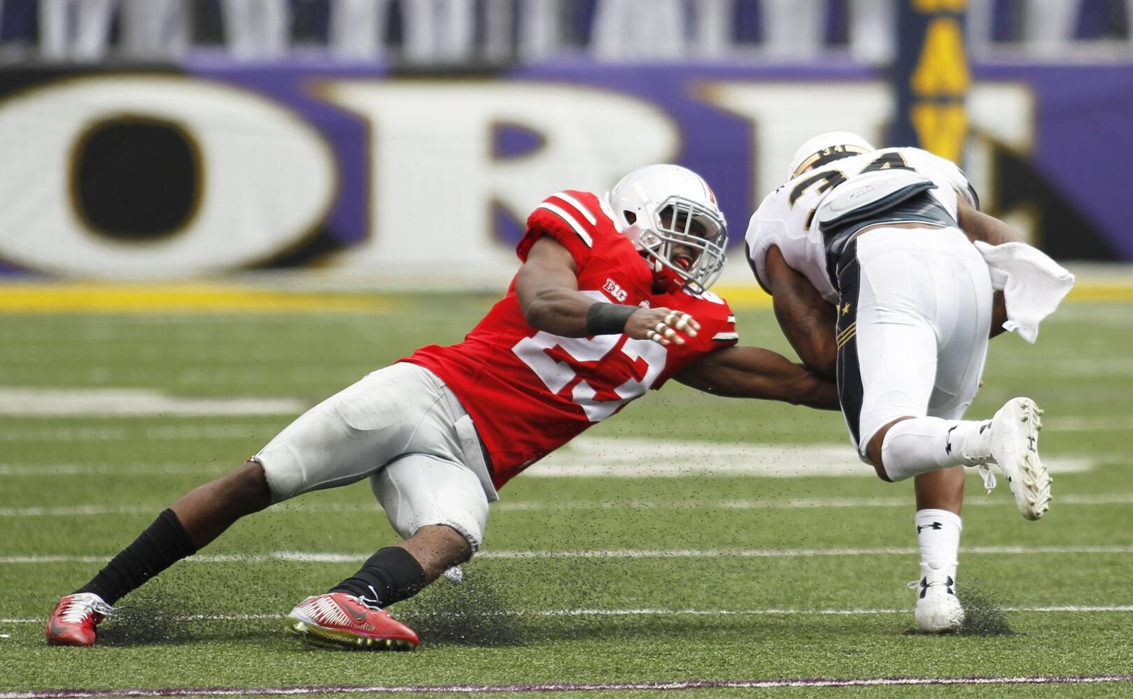 Buckeyes will try to get in head of Rutgers quarterback