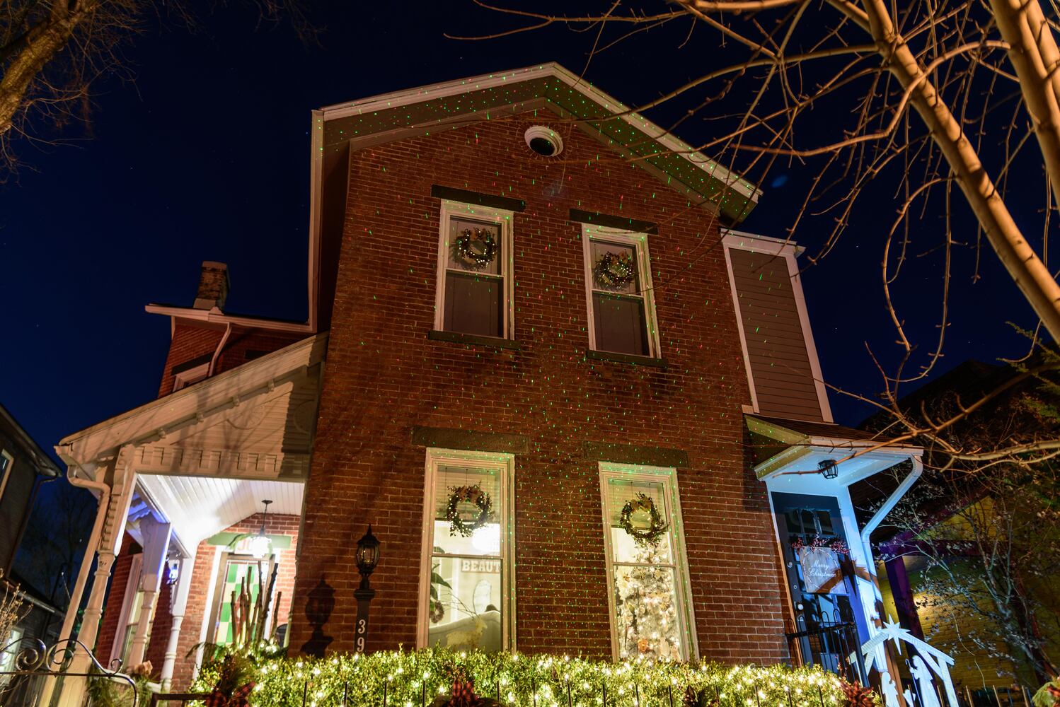 PHOTOS: Holiday on the Hill in the St. Anne's Hill Historic District