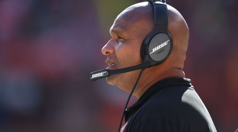 CLEVELAND, OH - OCTOBER 14: Head coach Hue Jackson of the Cleveland Browns reacts to a play in the second half against the Los Angeles Chargers at FirstEnergy Stadium on October 14, 2018 in Cleveland, Ohio. (Photo by Jason Miller/Getty Images)