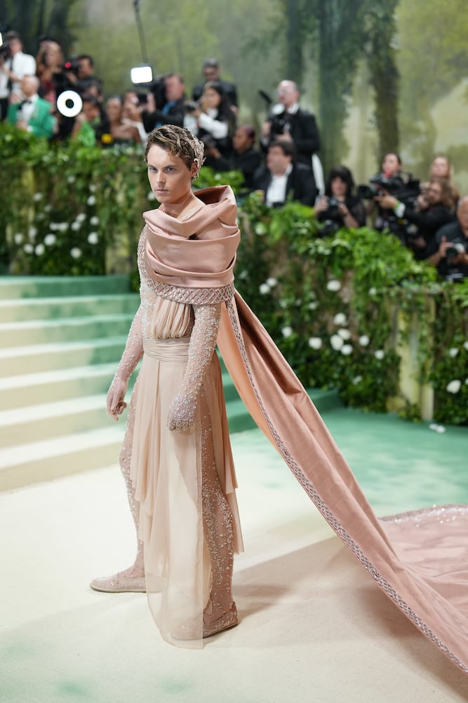 Gustav Magnar Witz¿e at the Metropolitan Museum of Art's Costume Institute benefit gala in New York, May 6, 2024. (Amir Hamja/The New York Times)