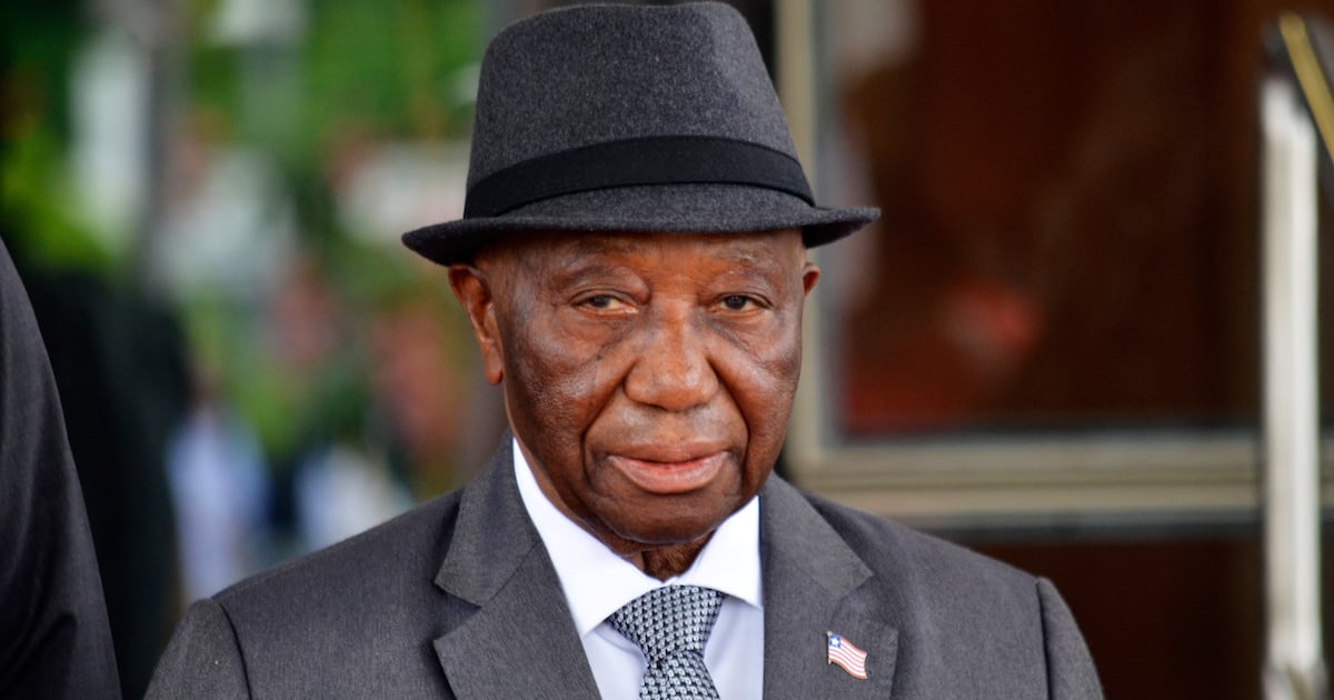 Many Liberians take offense after Trump praises their president's English
