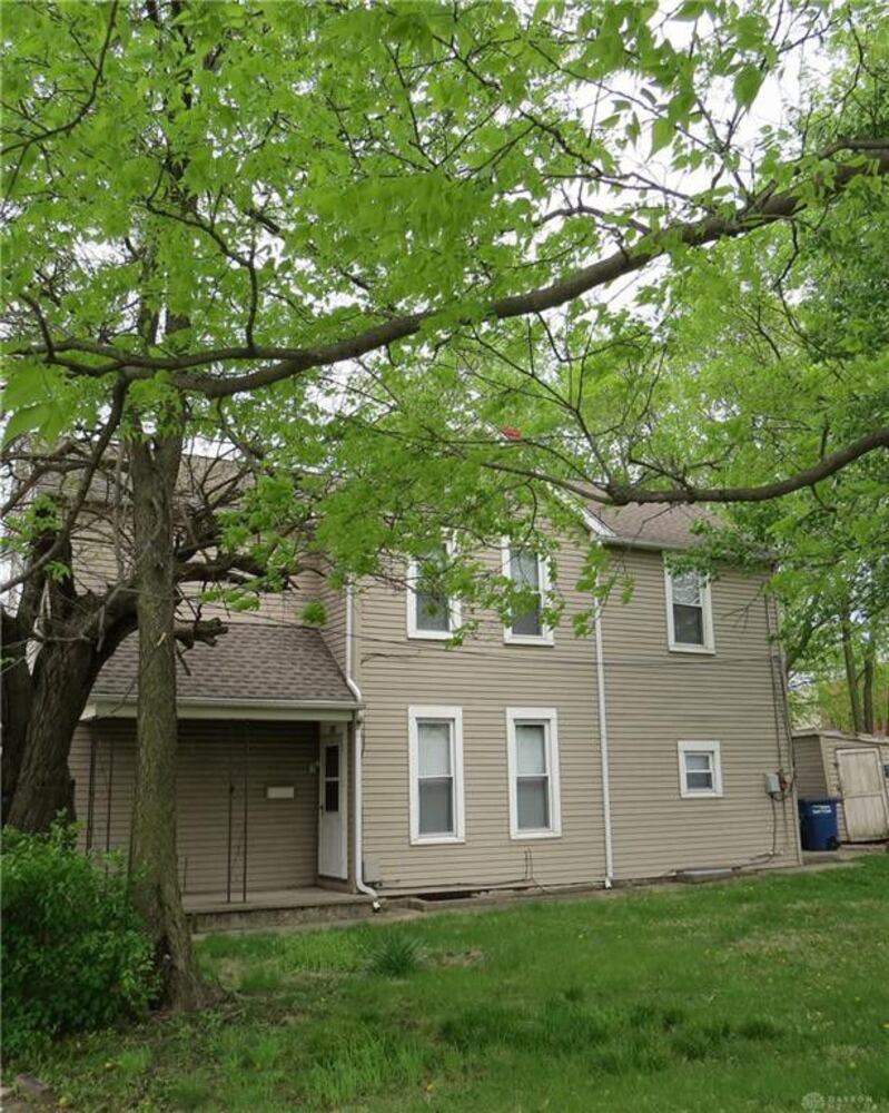 PHOTOS: This 3-bedroom Dayton home is on the market for less than $40K