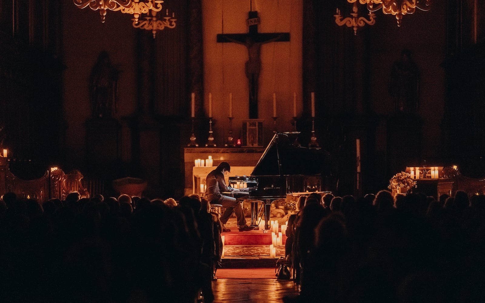 Stunning concert illuminated by candles is planned for Ohio