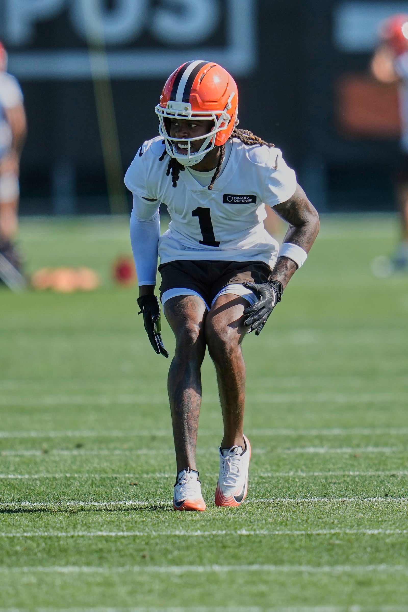 Cleveland Browns cornerback Martin Emerson Jr. (1) participates in a drill during a practice at the team's NFL football training camp Wednesday, July 23, 2025, in Berea, Ohio. (AP Photo/Sue Ogrocki)