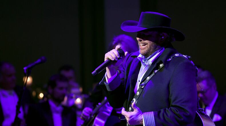 NASHVILLE, TN - DECEMBER 08: Singer-songwriter Toby Keith performs onstage during the 34th Annual Nashville Symphony Ball at Schermerhorn Symphony Center on December 8, 2018 in Nashville, Tennessee. (Photo by Jason Kempin/Getty Images)
