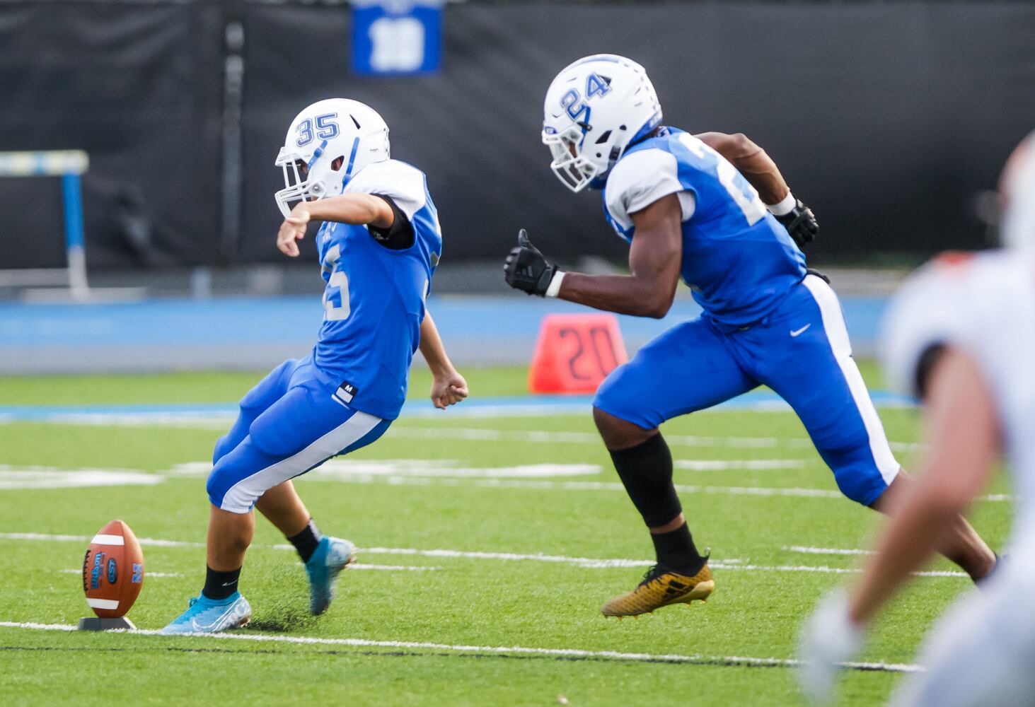 Hamilton Big Blue Football beats Anderson
