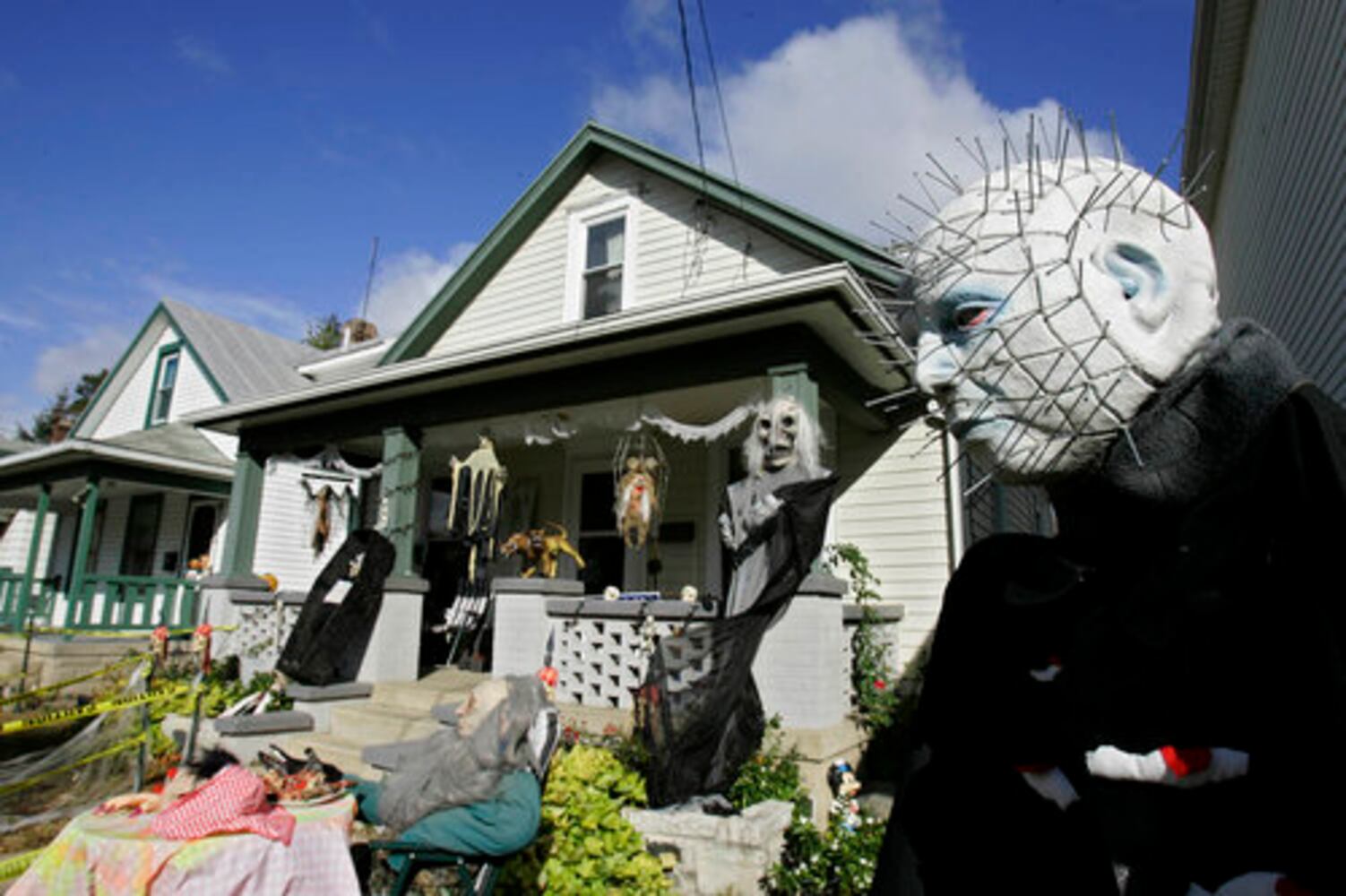 Halloween decorating contest