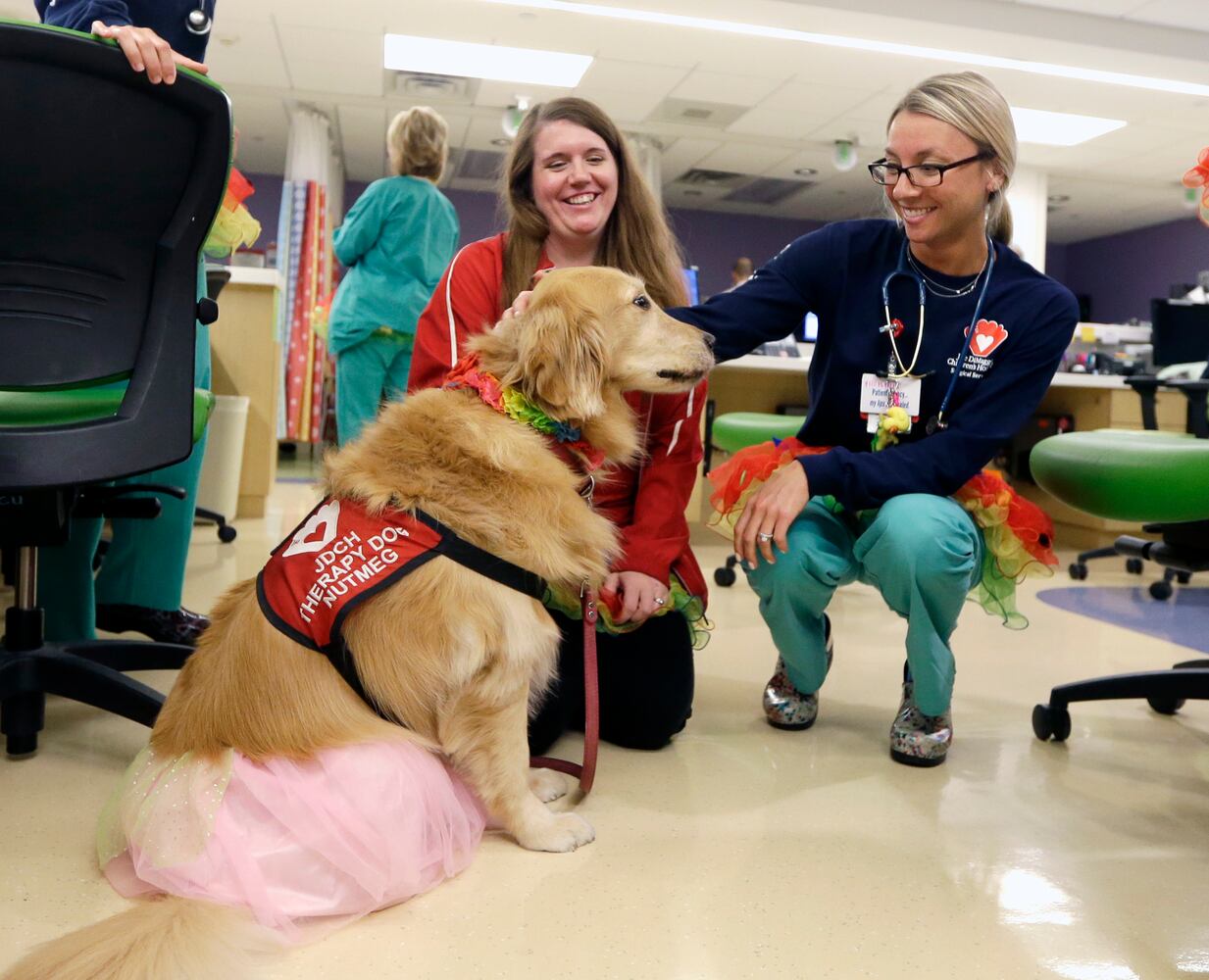 News hounds (4/23/15)