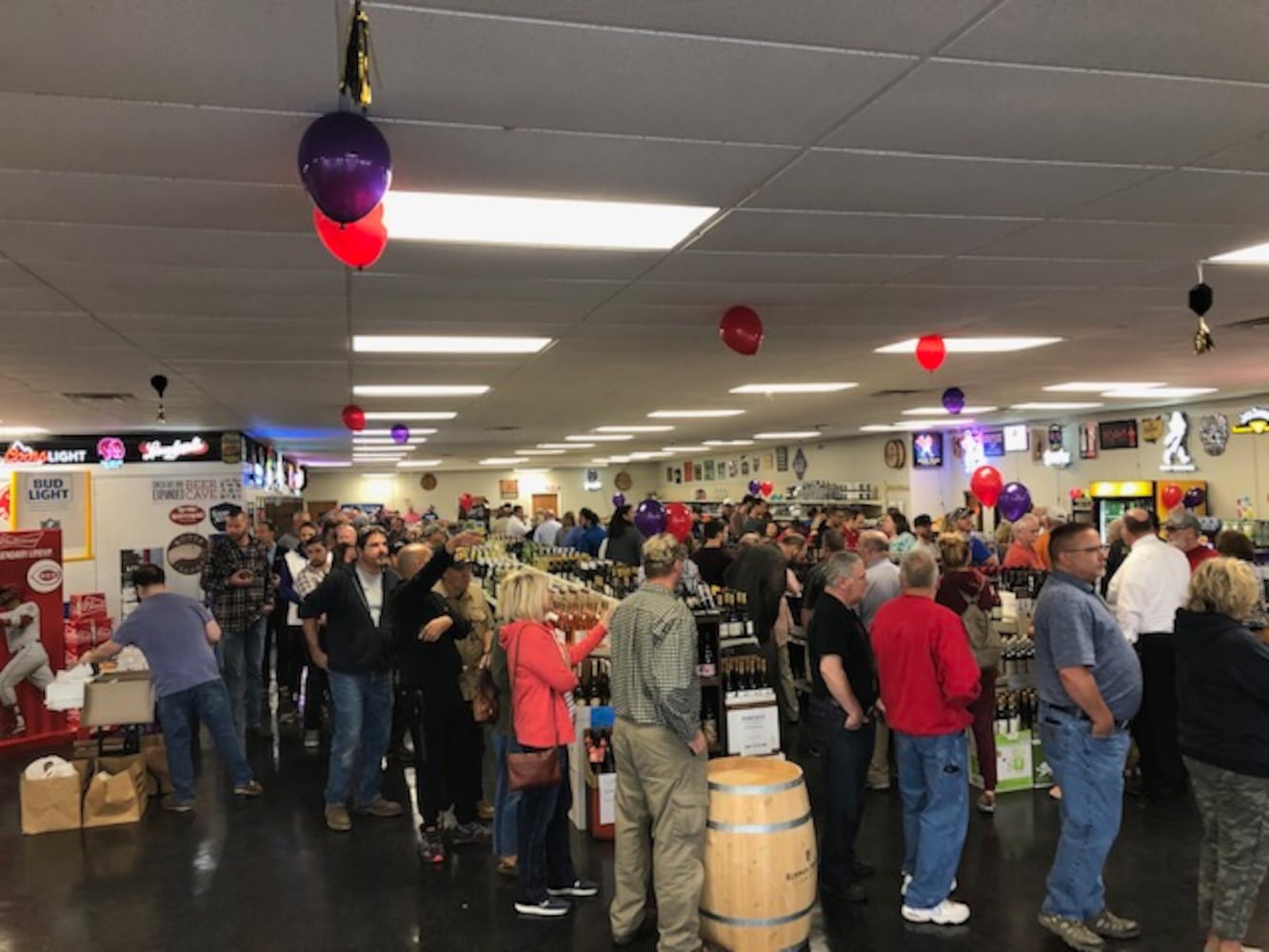 Bourbon lovers turn out in droves in Kettering for ‘Oopsie’ bourbon with a bargain price