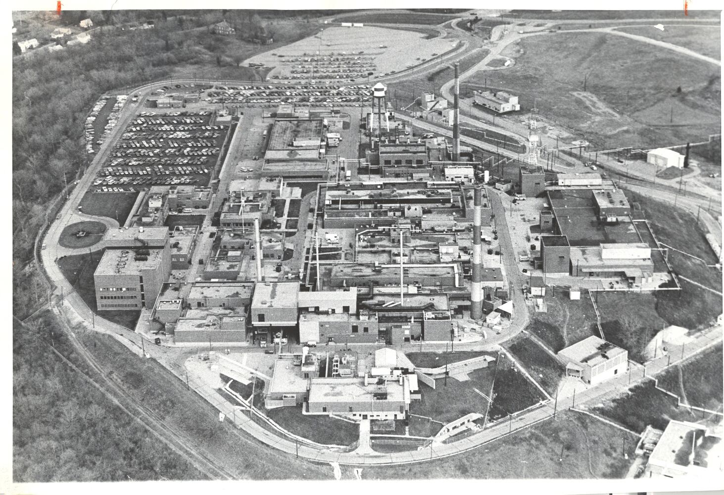 Atomic bomb triggers and radioactive electric generators: Made in Dayton