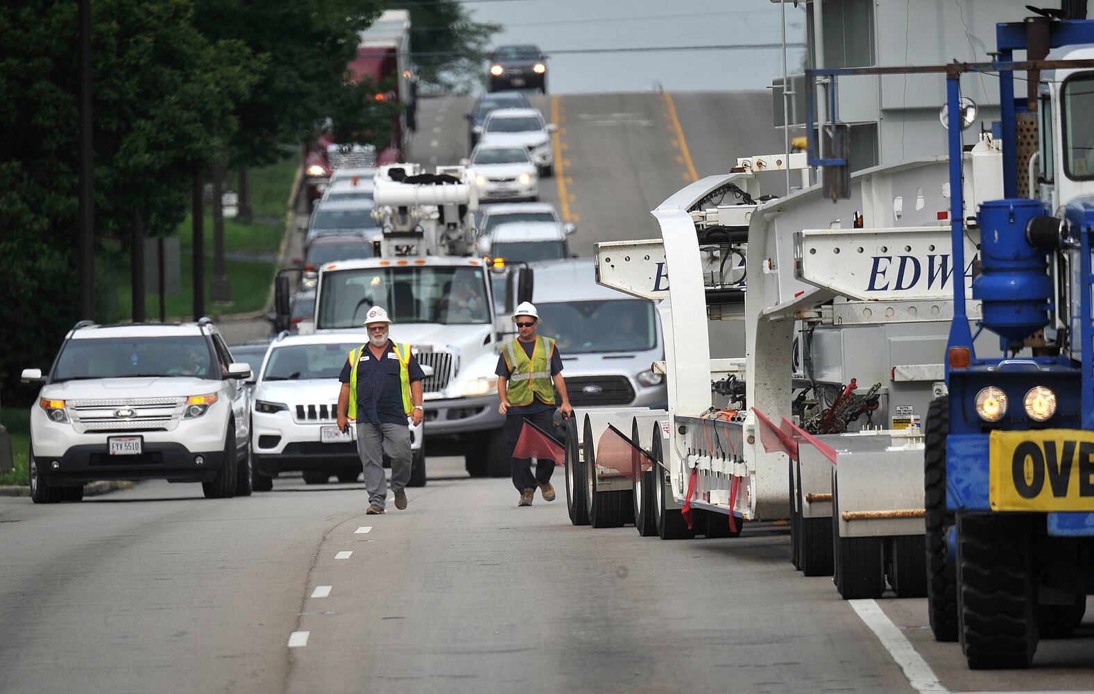 PHOTOS: DP&L move oversized load through Centerville and Kettering