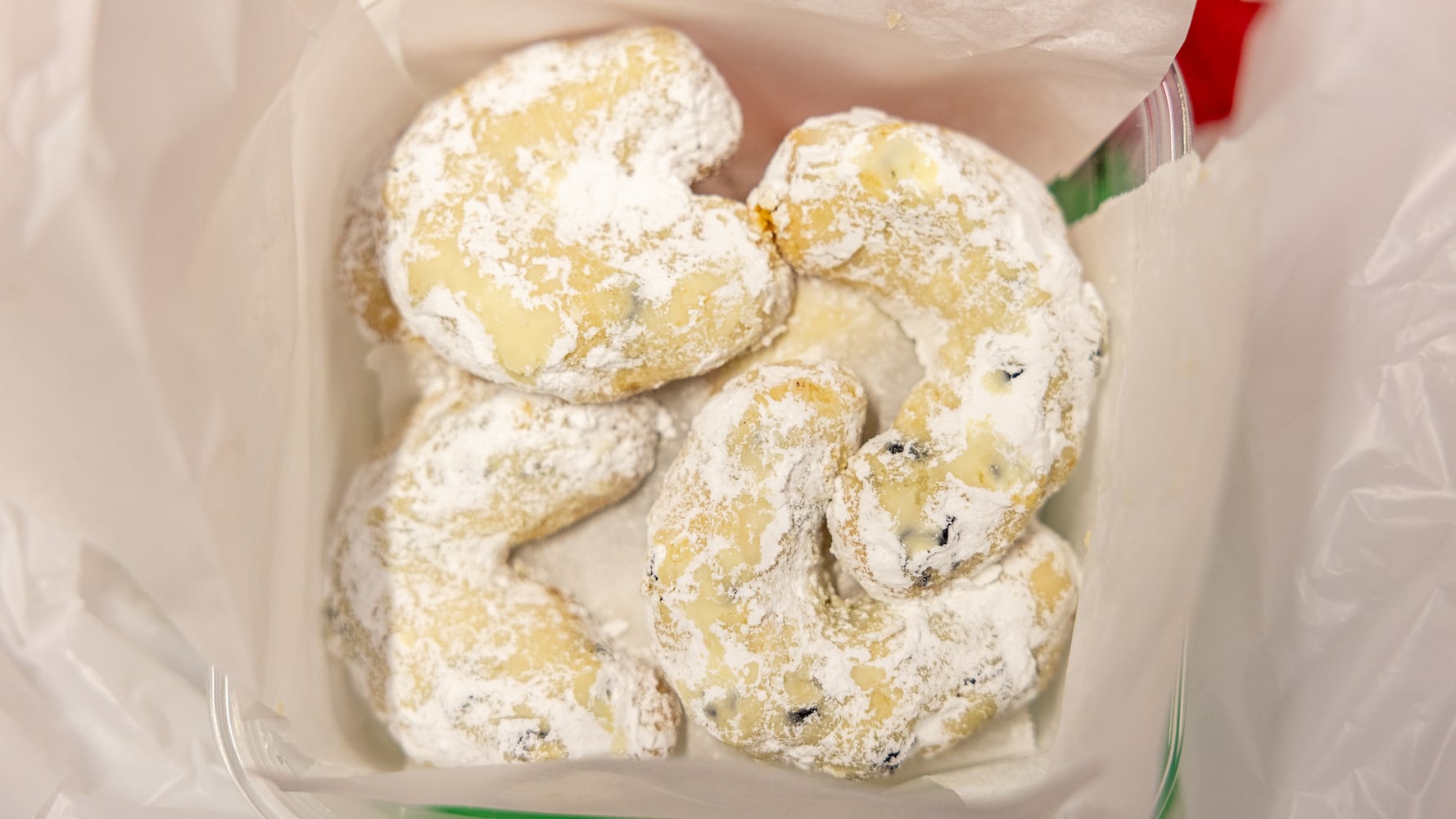 DDN 112425 DDN Holiday Cookie Contest