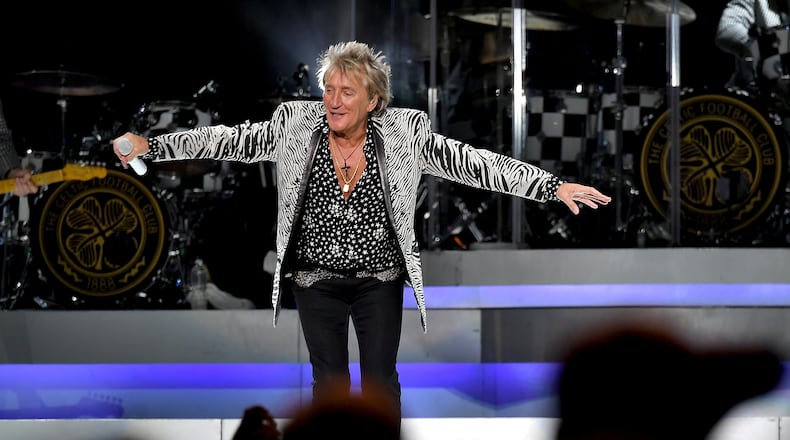 NEW YORK, NY - AUGUST 07:  Rod Stewart performs at Madison Square Garden on August 7, 2018 in New York City.  (Photo by Michael Loccisano/Getty Images)