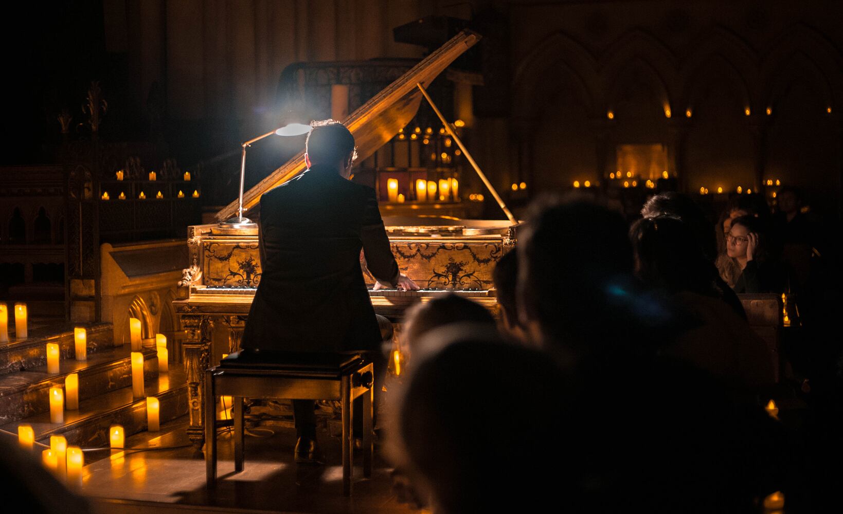 Stunning concert illuminated by candles is planned for Ohio