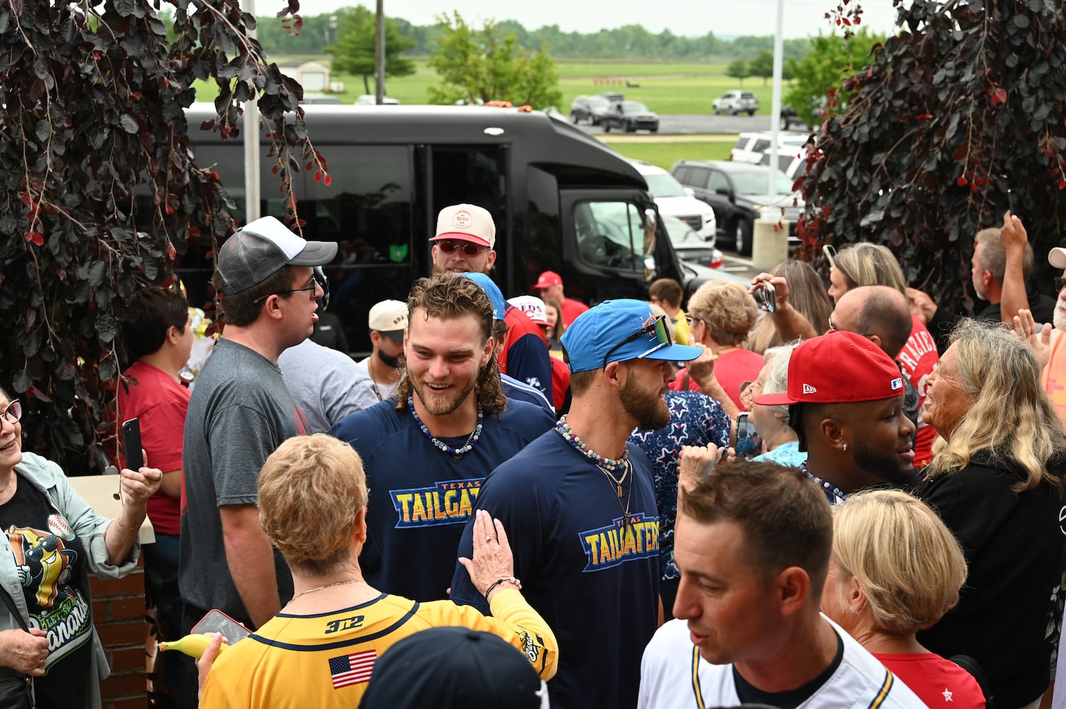 Savannah Bananas make a surprise visit to Nuxhall Miracle League in Fairfield