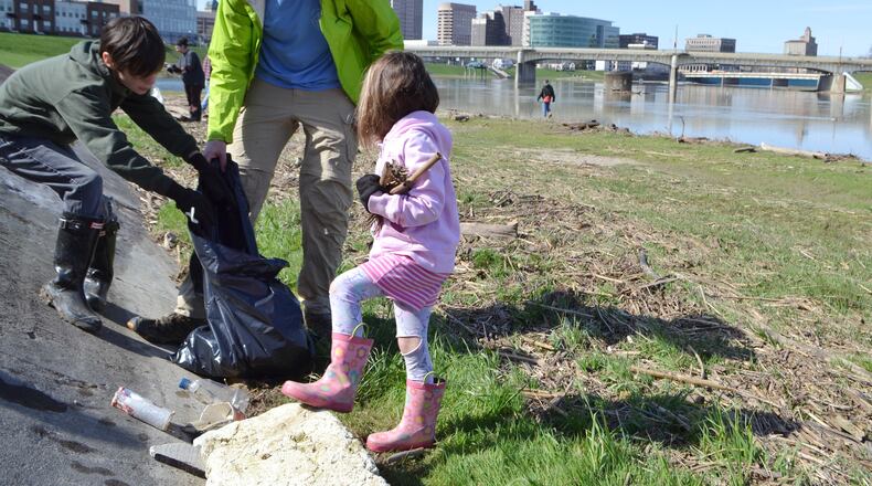 Adopt-a-Park 2018
DSC_0165
Adopt a Park, Volt