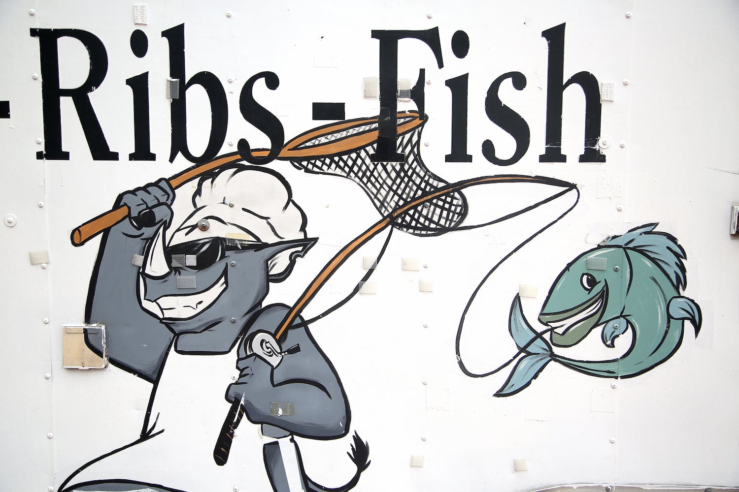 PHOTOS: Tempting ribs, fish, wings and more are on the menu at Courtland’s Mobile Grill