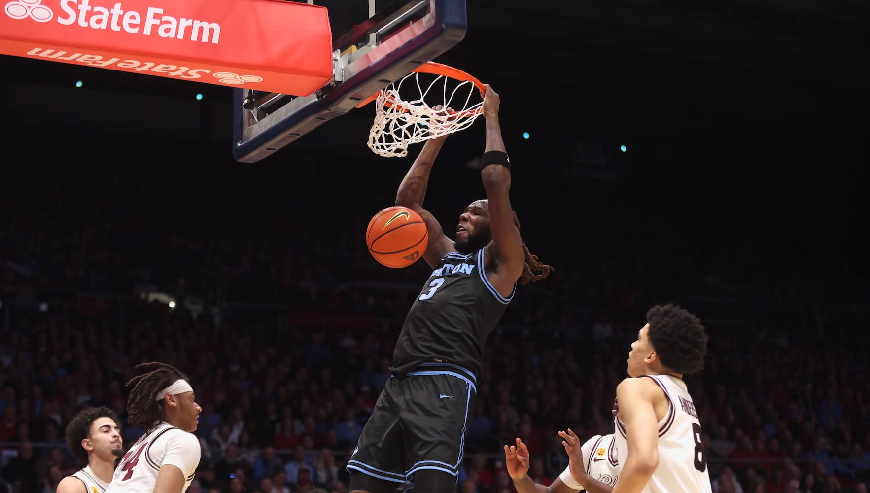 Loyola Chicago vs. Dayton
