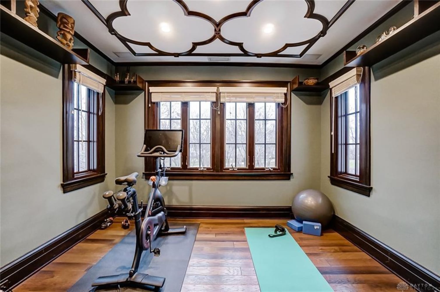 PHOTOS: Park Place Oakwood mansion on market for $1.75M